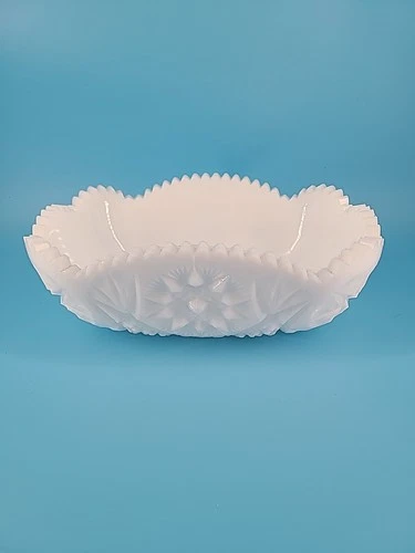 Vintage KEMPLE YUTEC White Milk Glass STAR & FAN Rectangular Dish