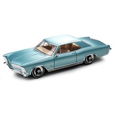 126 1965 Buick Riviera Gran Sport Diecast Alloy Car Model Collectible Display 126 1965 Buick Riviera Gran Sport Diecast Alloy Car Model Collectible Display