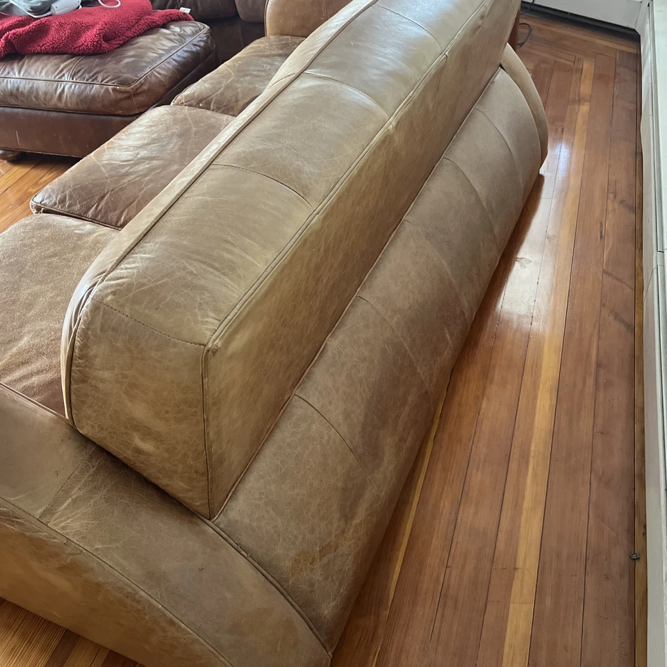 1940s Havana Art Deco Style Leather Sofa - Image 3 of 4