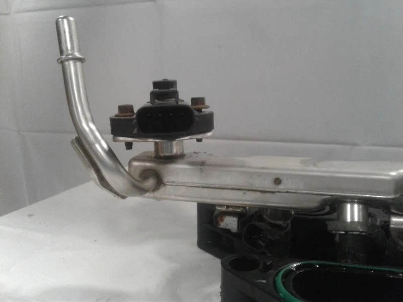 Нижний впускной коллектор 2005-2007 FORD FIVEHUNDRED 3,0 л 5F9E-9K461-BB - Изображение 4 из 4