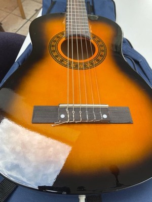 Junior 1/2 Konzertgitarre Sunburst von Gear4music