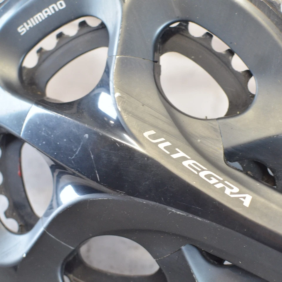 Juego de bielas COMPACTAS 10 velocidades Shimano Ultegra 6700 FC-6750 50-34 172,5 mm gris oscuro Foto 2 de 4