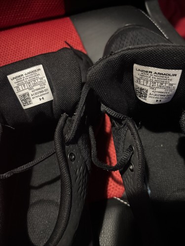 Scarpe da corsa Under Armour donna taglia 7 buone condizioni - Foto 5 di 7
