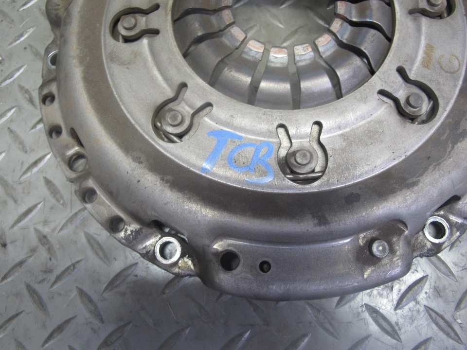 96-99 BMW E36 328i M52 M/T MANUAL FLYWHEEL CLUTCH PRESSURE PLATE BOLT SET OEM - Image 2 of 4