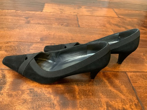 Stuart Weitzman Black Suede Square Toed Heels Pumps, Size 8.5 - Picture 5 of 9