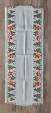 Knit Table Runner Christmas Santa Sleigh Trees Green Cream Red Gold 38"x15"