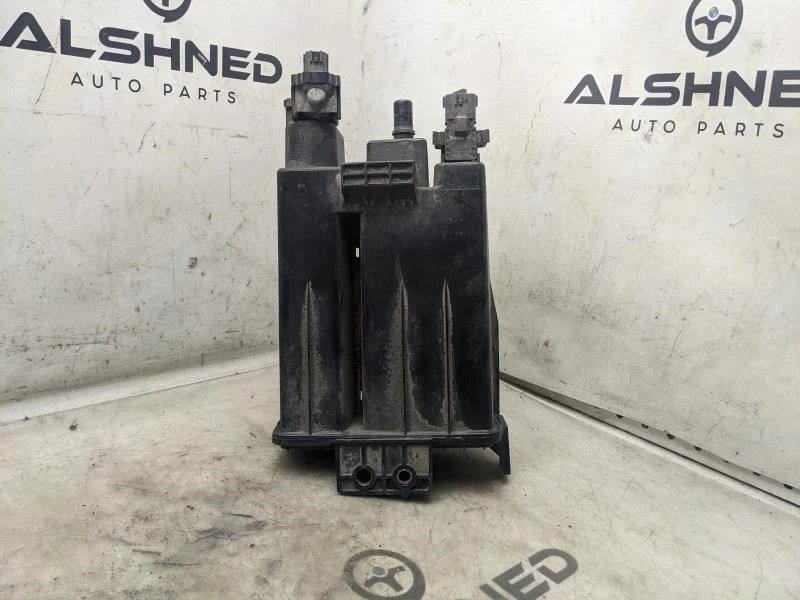 2004-2018 Nissan Maxima Fuel Vapor Evaporator Emission Canister 14950-7Y00C OEM - Image 3 of 4