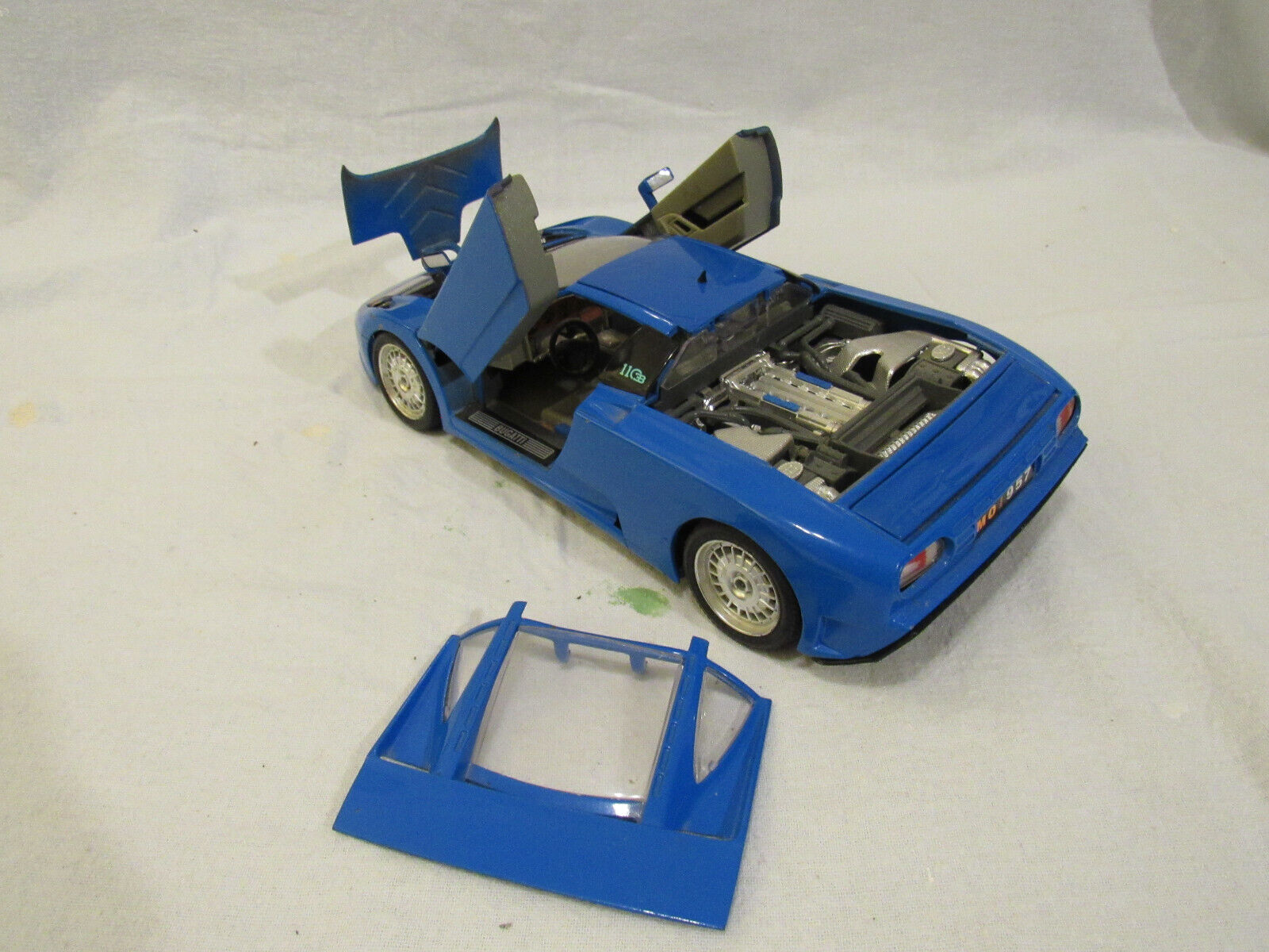Picture 4 of 8