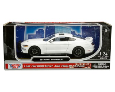 Motormax 1:24 2018 Ford Mustang GT w/Lightbar White Unmarked 76979