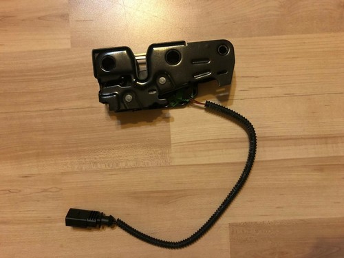 Original Skoda Octavia Schloss Verriegelung Motorhaube 2H0823509A