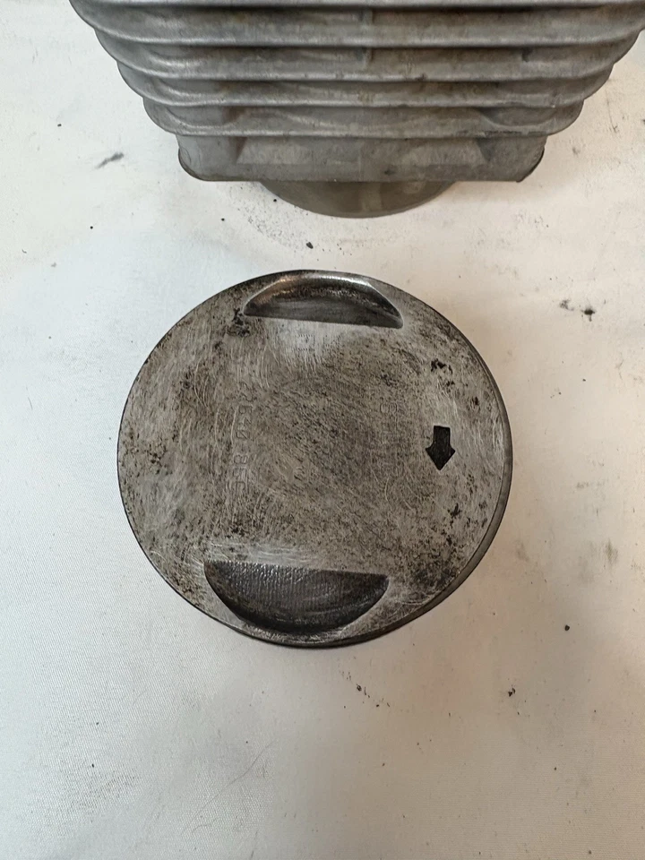 1991 - 2003 HARLEY SPORTSTER XL883 OEM CYLINDER JUGS BARRELS & PISTONS SP1 - Image 3 of 4