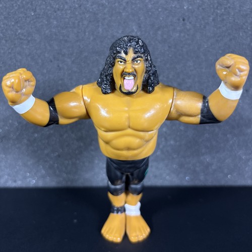 WWF Hasbro Samu Headshrinkers Retro Wrestling Figu...