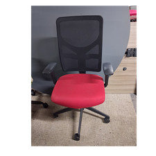 Red Mesh Back Operator/Task Chair Adjustable Armrests Seat Height Fabric Used
