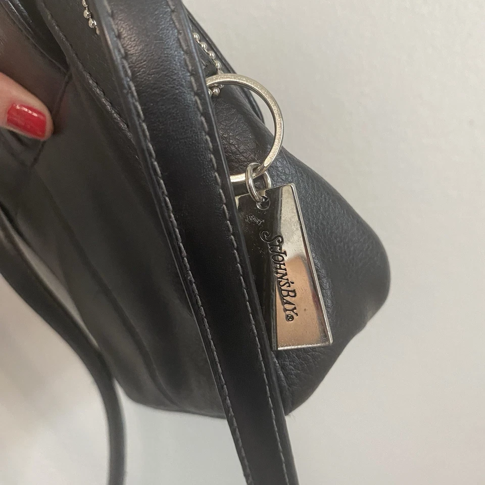 Маленькая черная шагреневая кожаная сумочка через плечо St. John's Bay 90-е Y2k - Изображение 3 из 4