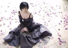 Enya Unsigned 6" x 4" Photo - Beautiful Irish singer, songwriter and musician *5