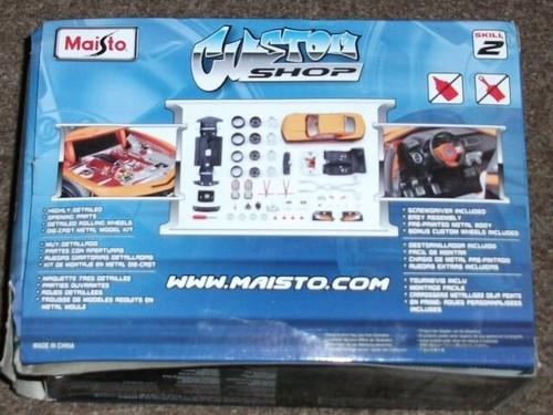 KIT 1:24 MAISTO Chevrolet Camaro Ss Rs Coupè Custom 2010 Arancione Nero MI39361 - Foto 2 di 2
