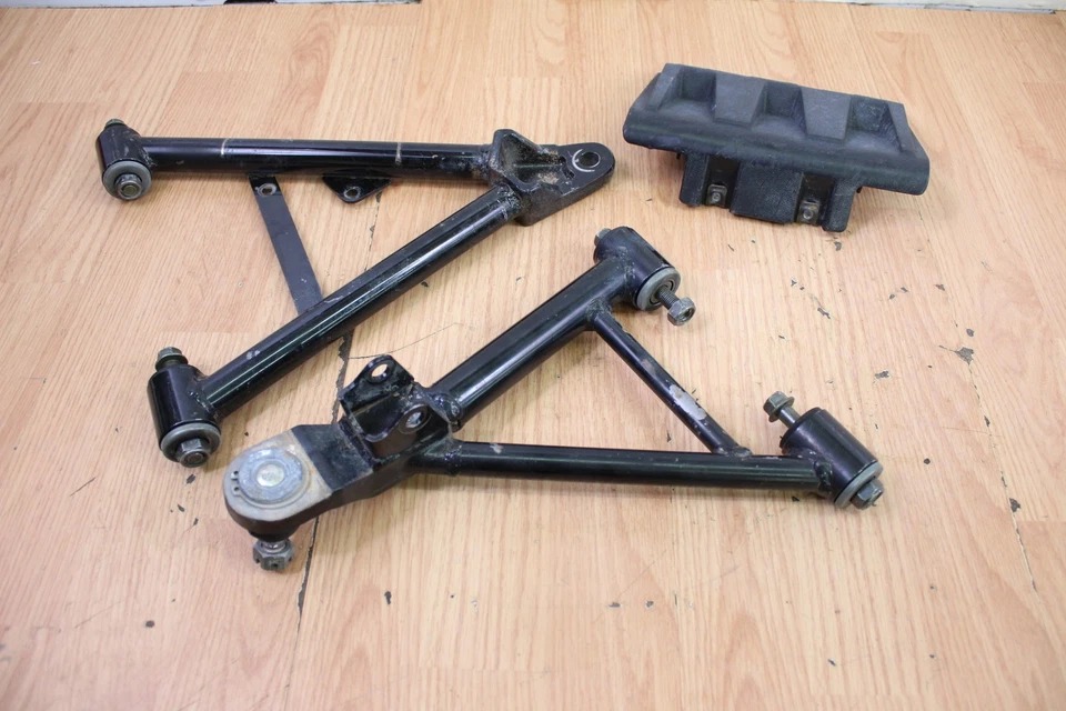 Yamaha Rhino 660 YXR 2004 brazo A superior e inferior derecho/rt. Brazos de control Foto 3 de 4