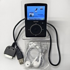 SanDisk Sansa Fuze 4GB SDMX14R FM MP3 Player