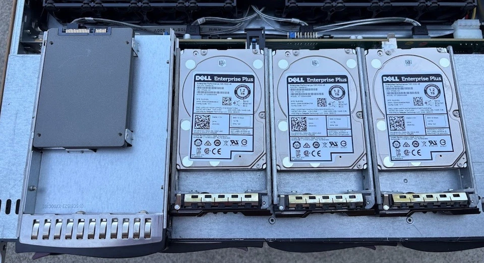 Supermicro SuperServer SYS-1028U-TR4T+ Rack Mountable 1U Chasis - Image 3 of 4