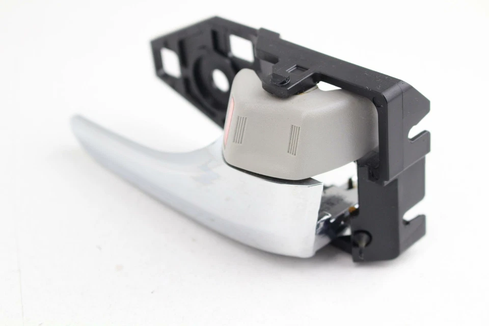 Manija interior de la puerta delantera derecha gris Toyota Sienna XLE/LTD/SE 2011-2014 Foto 2 de 4