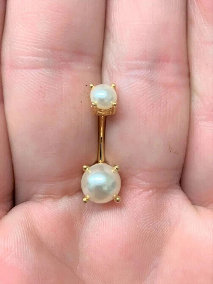Anillo ombligo perla ombligo corte redondo de 1,0 quilates enchapado en oro amarillo de 14 quilates Foto 3 de 4