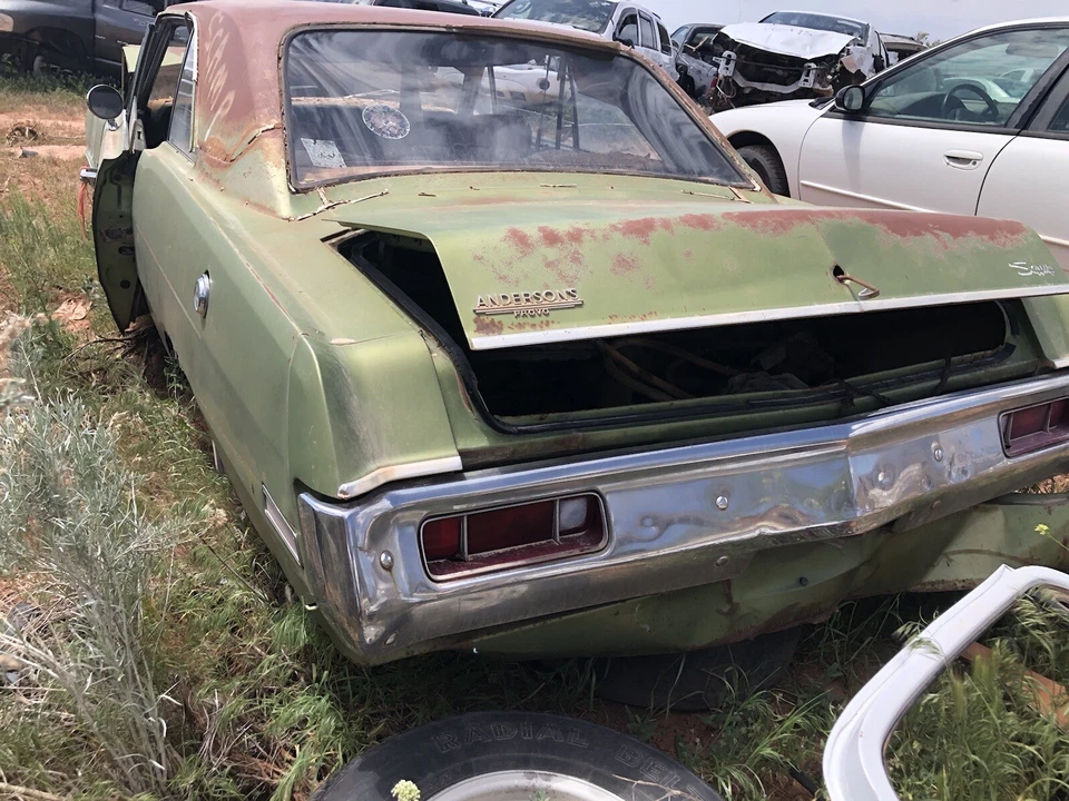 Parachoques trasero Plymouth Scamp 1971 Foto 2 de 4