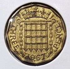 1967 United Kingdom  3 Pence Foreign Coin KM 900 Elizabeth II In Mylar Flip!