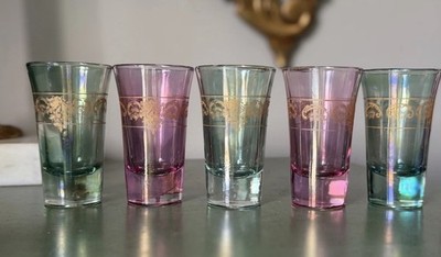 Vintage J. Preziosi Lavorato A Mano Italian art shot glasses in pink & green (5)