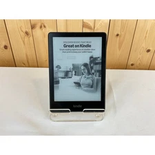 Kindle Paperwhite 11th Generation, 16GB, Black, Bundle With A Case