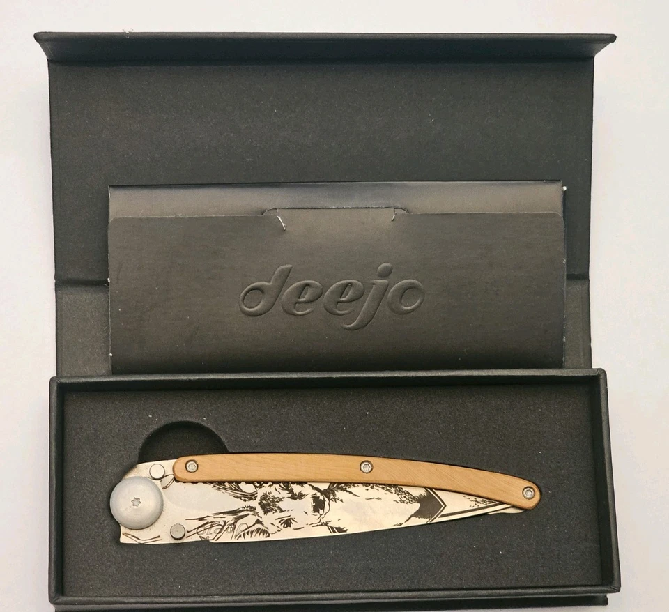 Deejo Serrated 37g Handmade Knife - Grafted Titanium, Juniper Wood Handle - NEW - Image 2 of 4