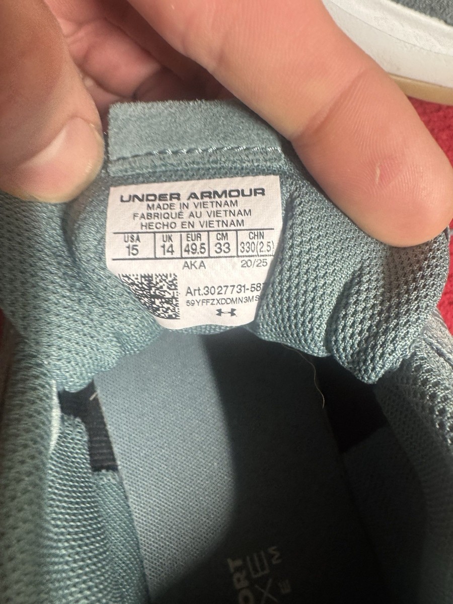 Men’s Under Armour Size 15 Shoe Sneak View 3