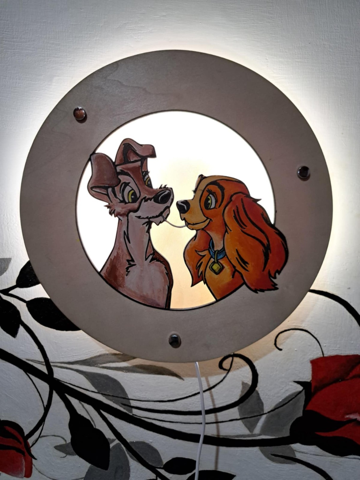 Lampada da Parete in Legno Artigianale - Applique Taglio Laser Cartoon