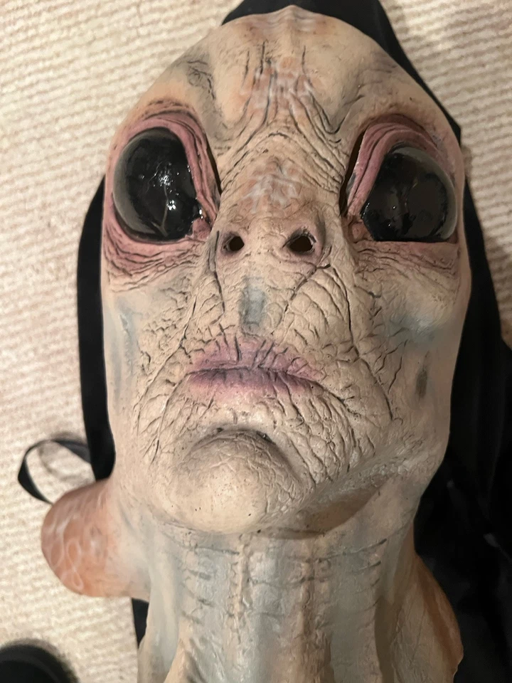 Halloween Costume Alien Monster Mask + Black Cape Adult- ET-Bulging Eyes - Image 2 of 4