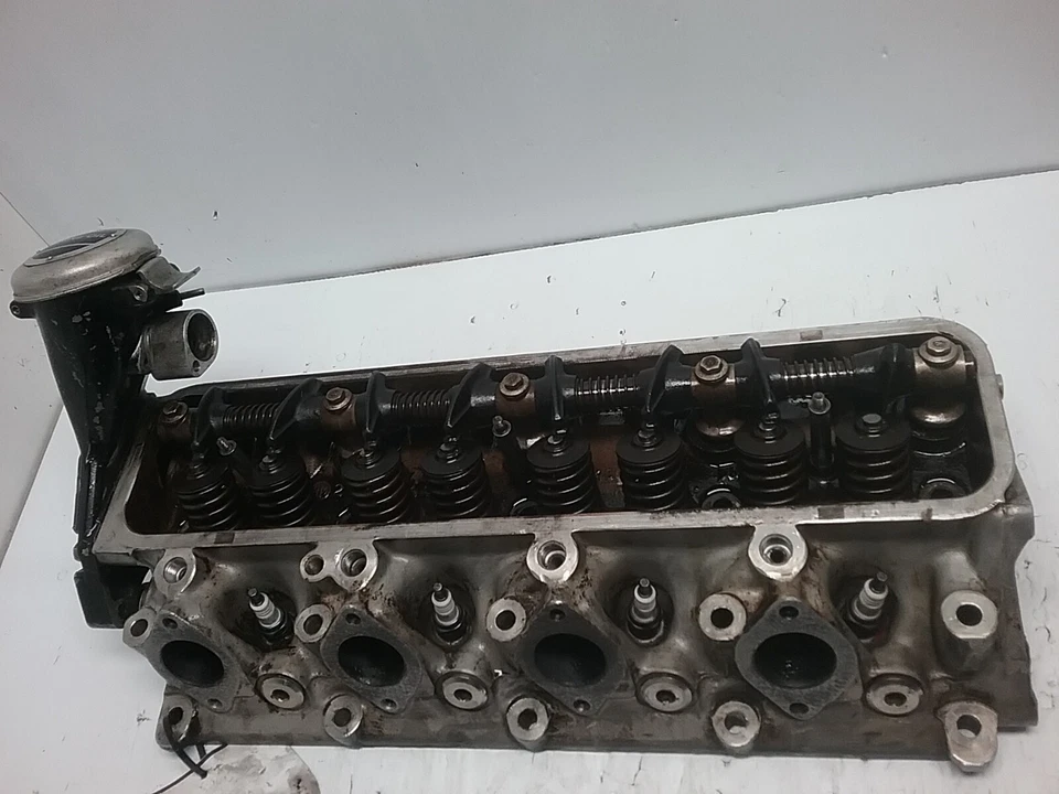 Rolls Royce Silver Spur 1986 culata lateral izquierda 306.RR1N86 6,75 L Foto 2 de 4