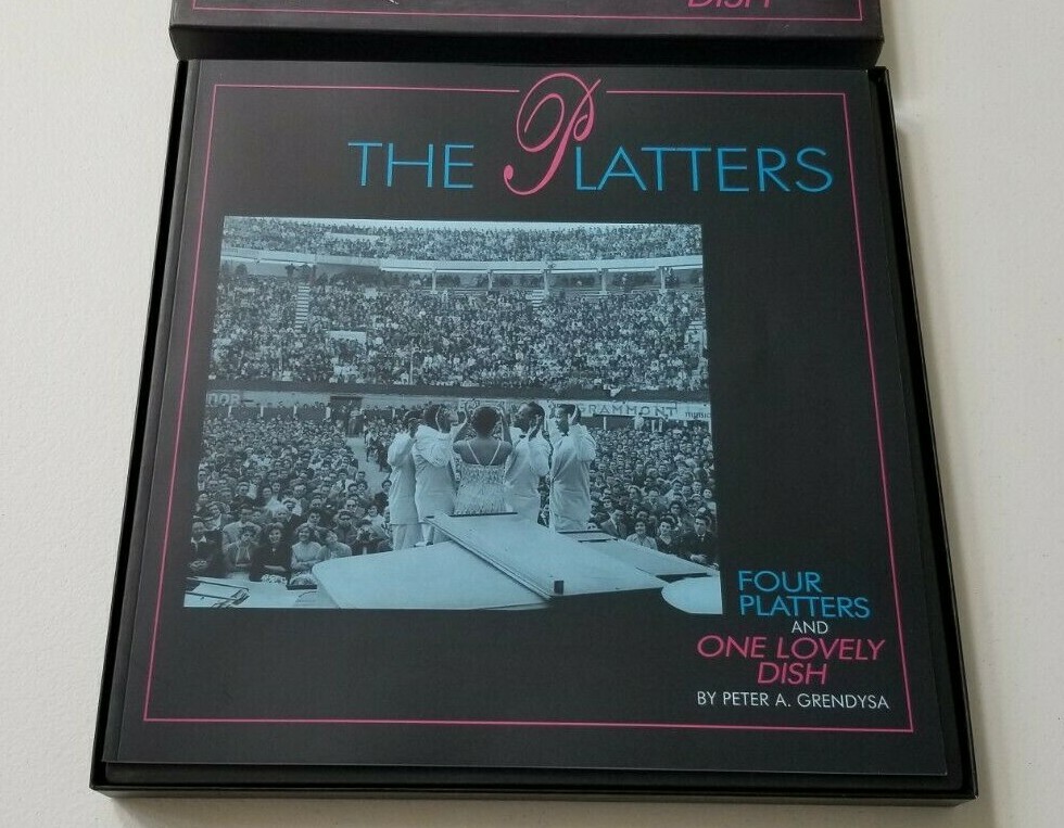 ザ・プラターズ/ FOUR PLATTERS & ONE LOVELY DISH The Platters - Four Platters & One Lovely Dish - Amazon.com