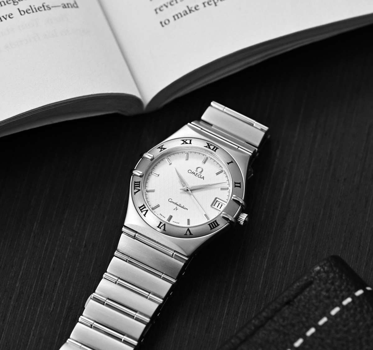 Omega Constellation 95 Mens 316L SS Silver Textured Dial 1512.30