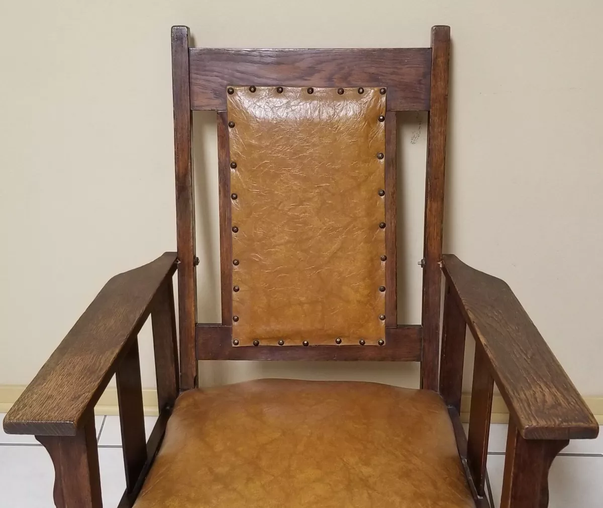 Antique rocking chair with leather seat deals