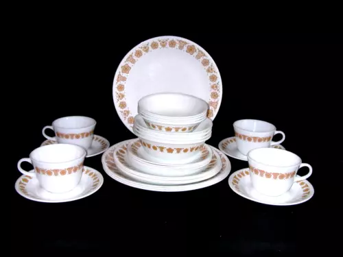 28 Piece Service For 4 Corelle BUTTERFLY GOLD 7 Piece Place Settings