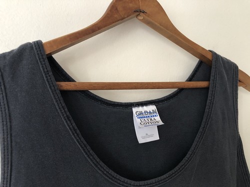 VTG 90s Red Brick Gym East Newark New Jersey Faded Tank Top XL - Picture 5 of 5