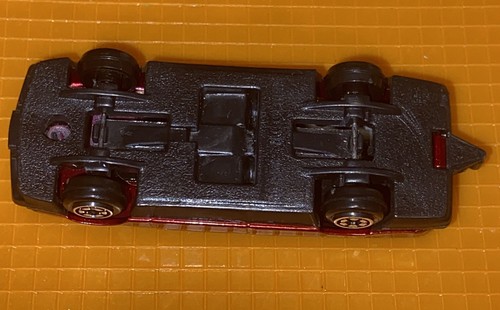 Vintage Unbranded Volvo Station Wagon Car 1:64 Diecast Toy Rare Original Old +++ - Picture 7 of 7
