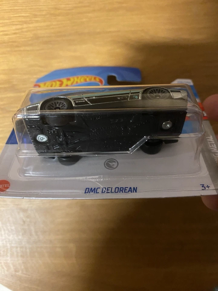 2024 Hot Wheels DMC DeLorean Treasure Hunt - Image 2 of 3