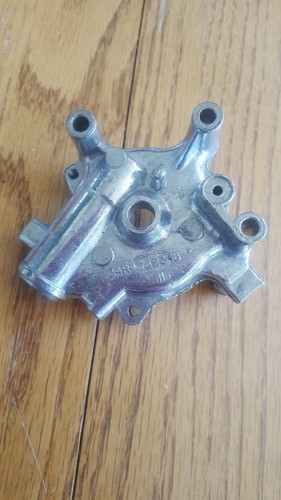 34r-1523-b Choke Housing - Picture 2 of 4