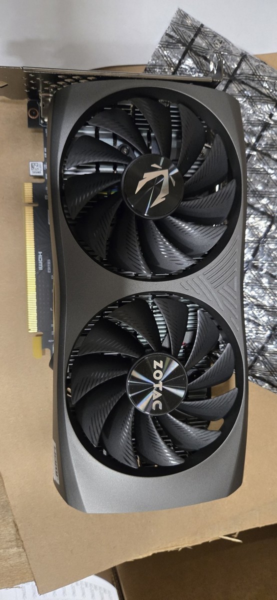 ZOTAC GAMING GEFORCE RTX 4060 8GB GDDR6 TWIN EDGE Video Graphics