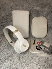 Beats Solo 4 Wireless Bluetooth On-Ear Headphones - White | Pristine Condition