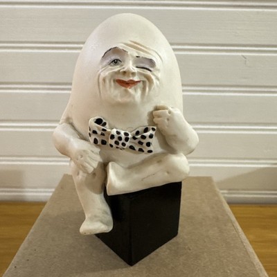 Allyson Nagel 4'' Winking Egg Figurine - Checkered Bow Tie 1993 Made in Taiwan