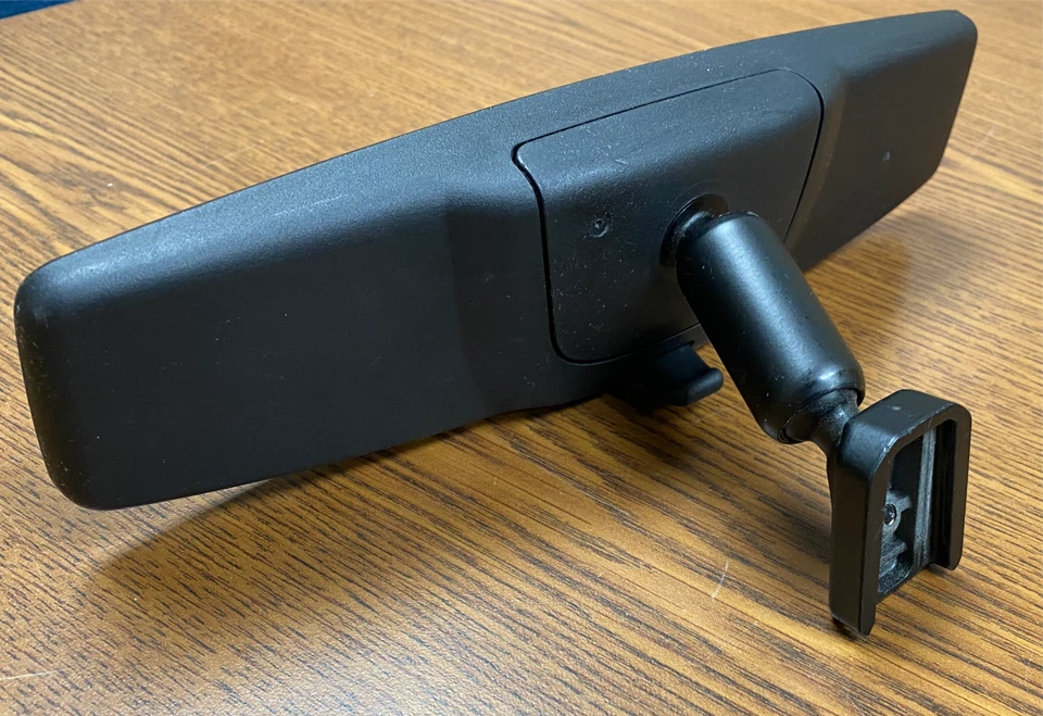 ESPEJO RETROVISOR MANUAL INTERIOR NEGRO CHEVROLET SILVERADO 1500 2023-2025 049094 Foto 3 de 4