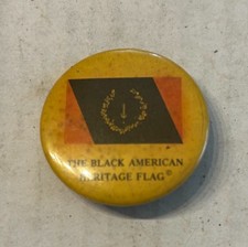 THE BLACK AMERICAN HERITAGE FLAG 1  3/4" PIN