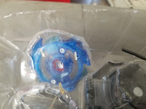 Beyblade Burst De Colección Azul Rojo y Dorado Nuevo Sin Paquete - Imagen 4 de 4