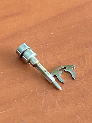 VINTAGE WINDING STEM W/LOCK ONLY FOR HAMILTON 992B