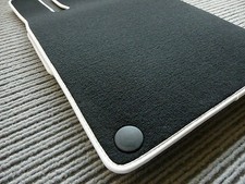 $$$ DeLuxe Velours Fußmatten für Mercedes Benz GLA X156 + Rand Kunstleder WEISS